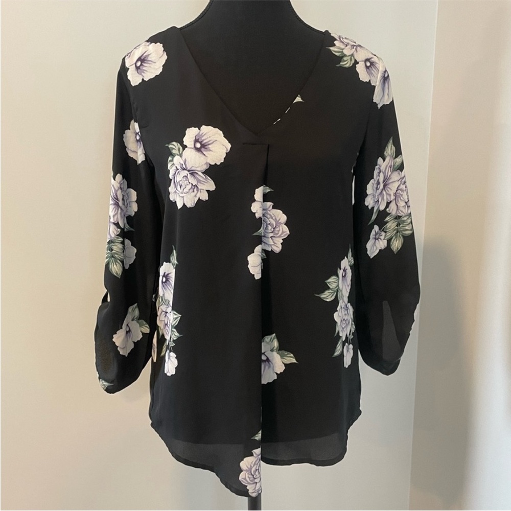 Streetwear Society Black & Purple Floral Blouse With Roll Tab Sleeves EUC